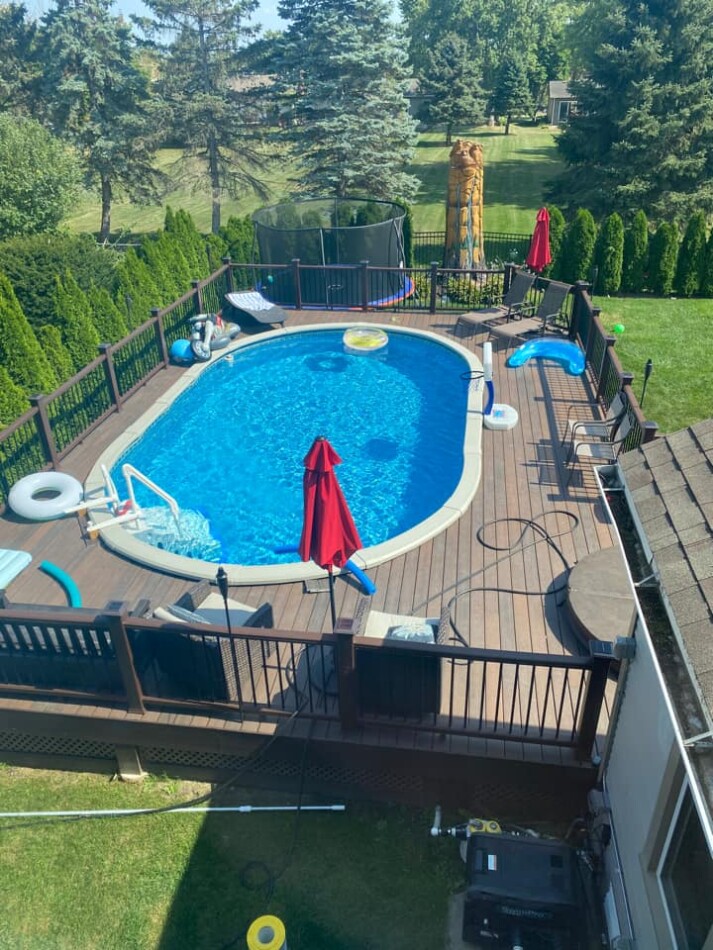 can an above ground pool look nice with a large deck?